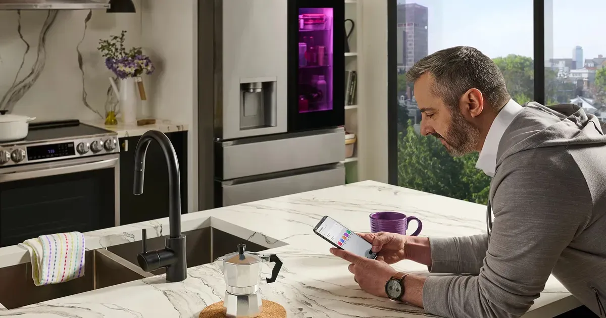 lg-smart-instaview-french-door-refrigerator-kitchen-social